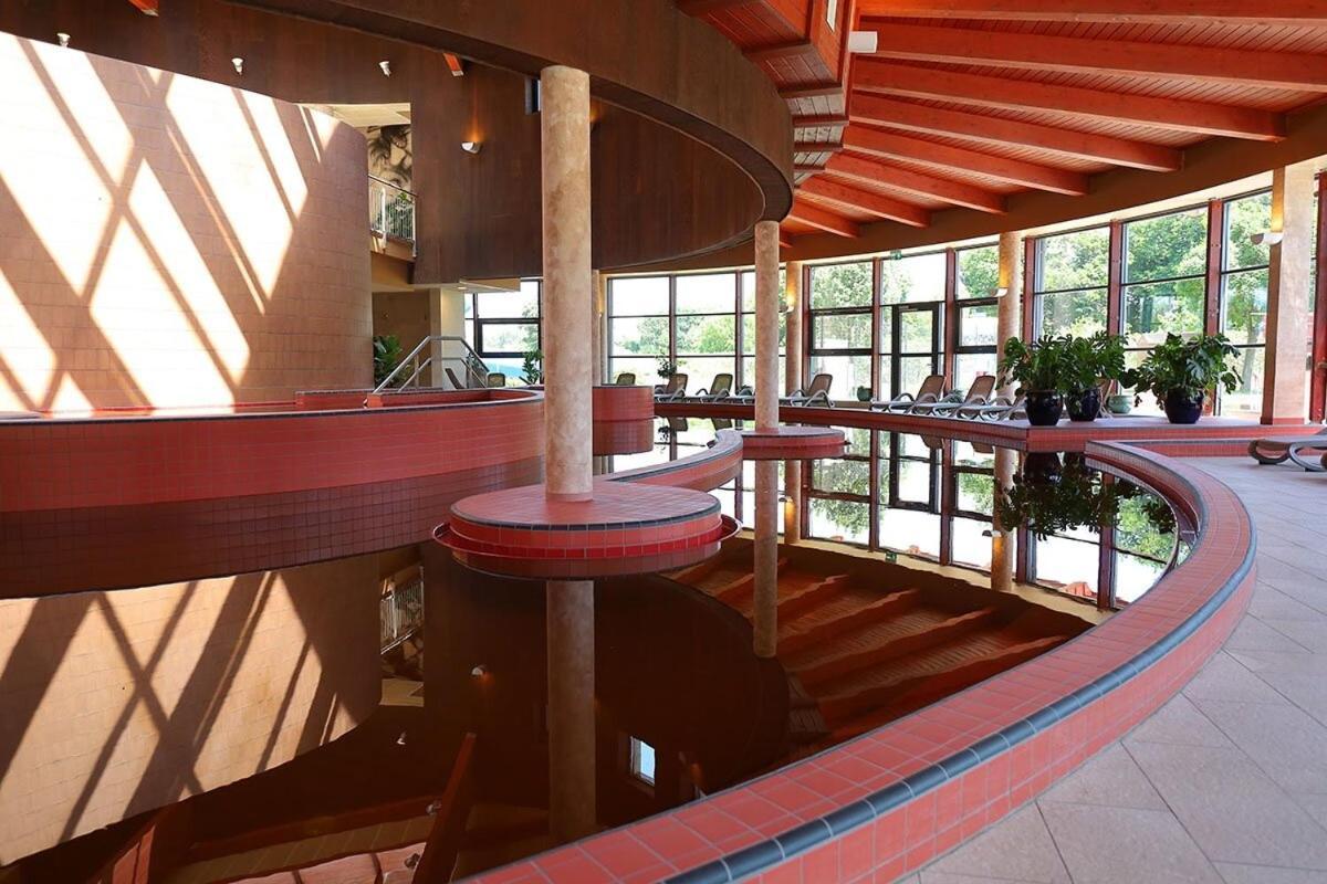 Residence Oasis Дьёр Экстерьер фото